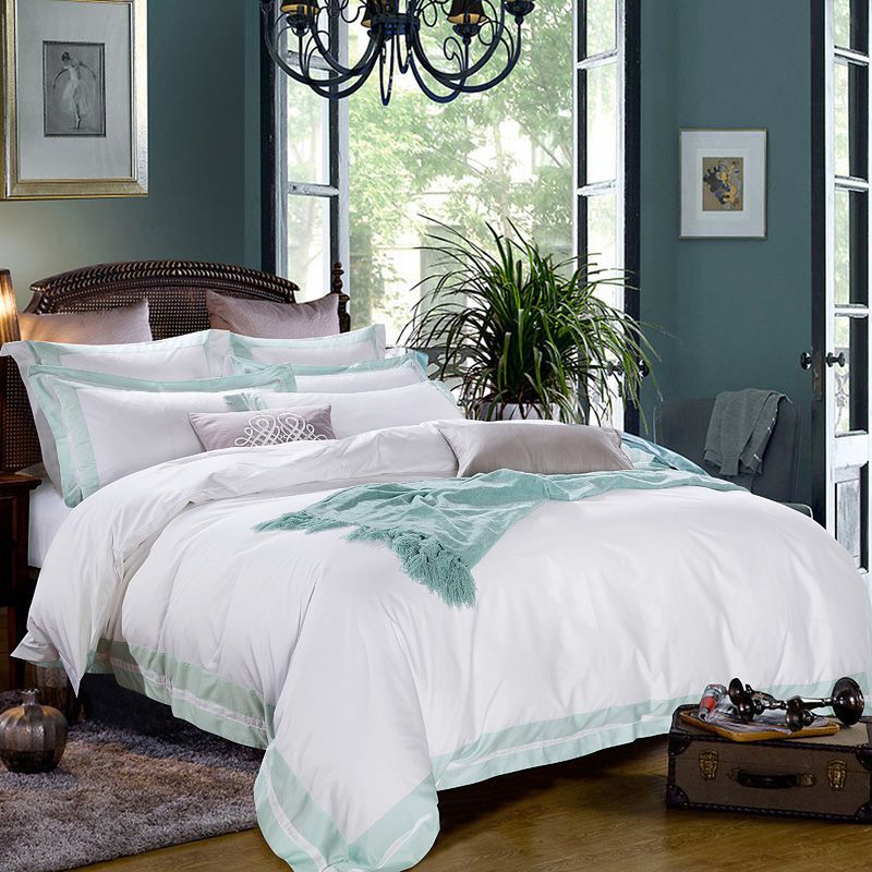 Gorder 4-piece Luxury Bedding Set - Multiple Color Options