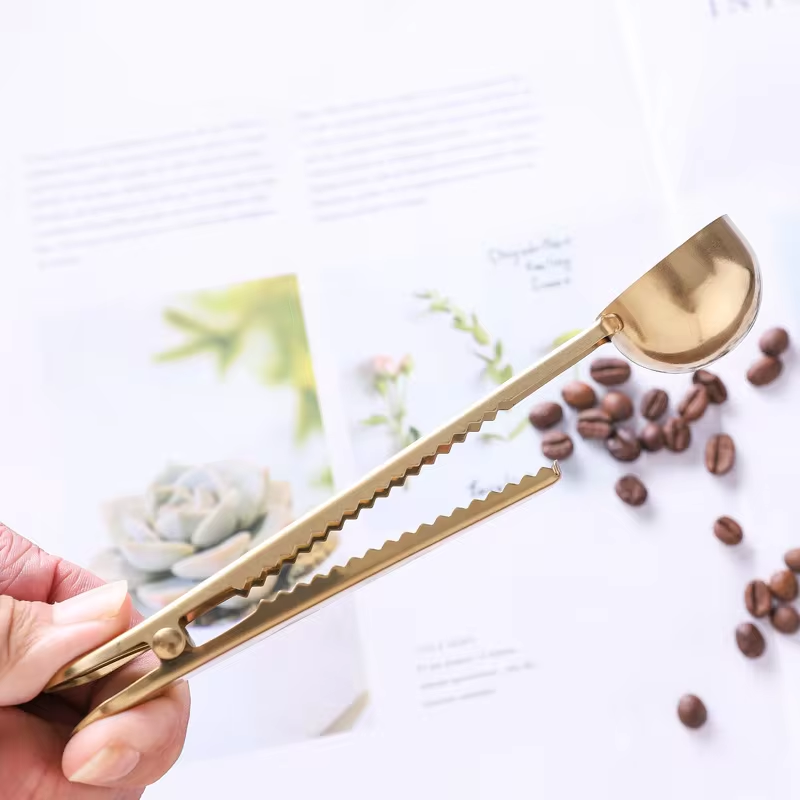 2-in-1 Coffee Scoop Stainless Steel Coffee Powder Measuring Scoop with Sealing Clip Tea Milk Powder Scoop Coffee Accessories