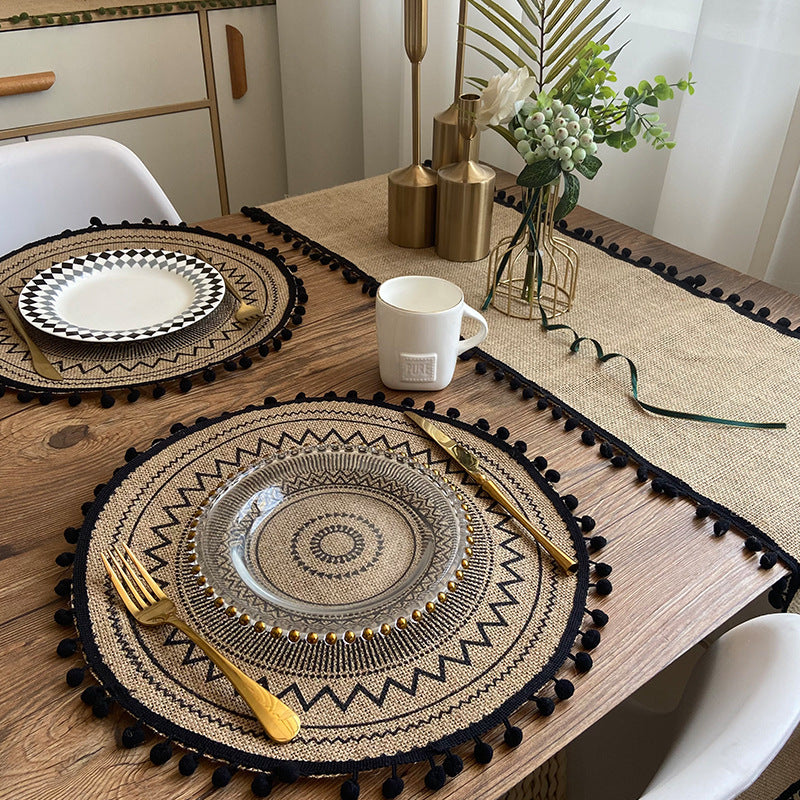 Leyrac Table Runner