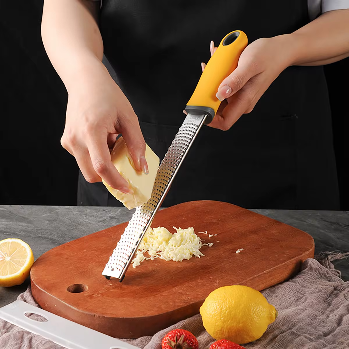 Stainless Steel Wire Grater Plastic Anti Slip Handle Cheese Grater Chocolate Lemon Grater Garlic Fruit Grater Kitchen Gadget